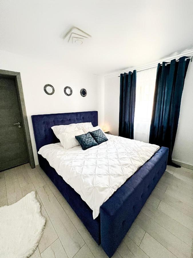 Luxor Ultra-Central Apartments Sibiu Exterior photo