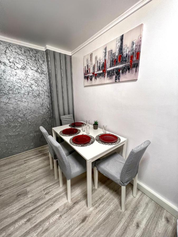 Luxor Ultra-Central Apartments Sibiu Exterior photo